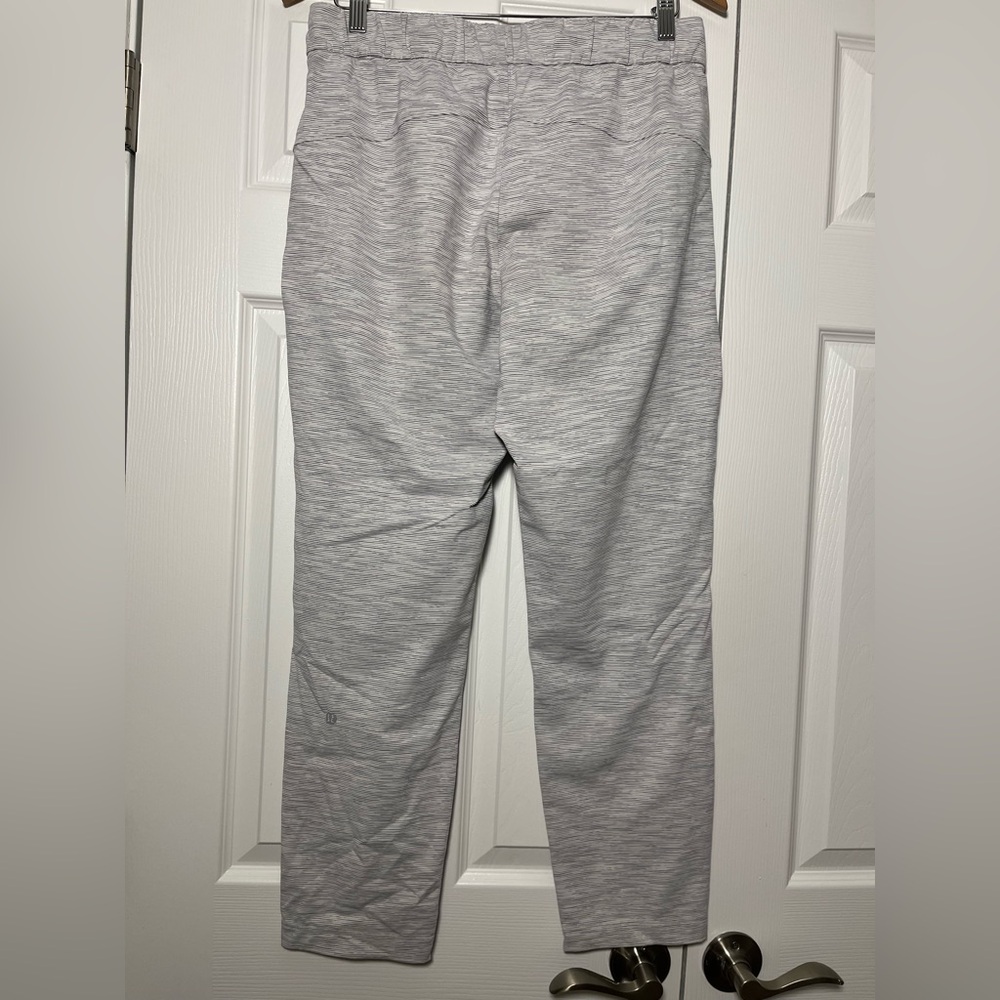 Lululemon On The Fly Pant Wee Are From Space Nimbus Grey Sz 8 EUC - Picture 5 of 8